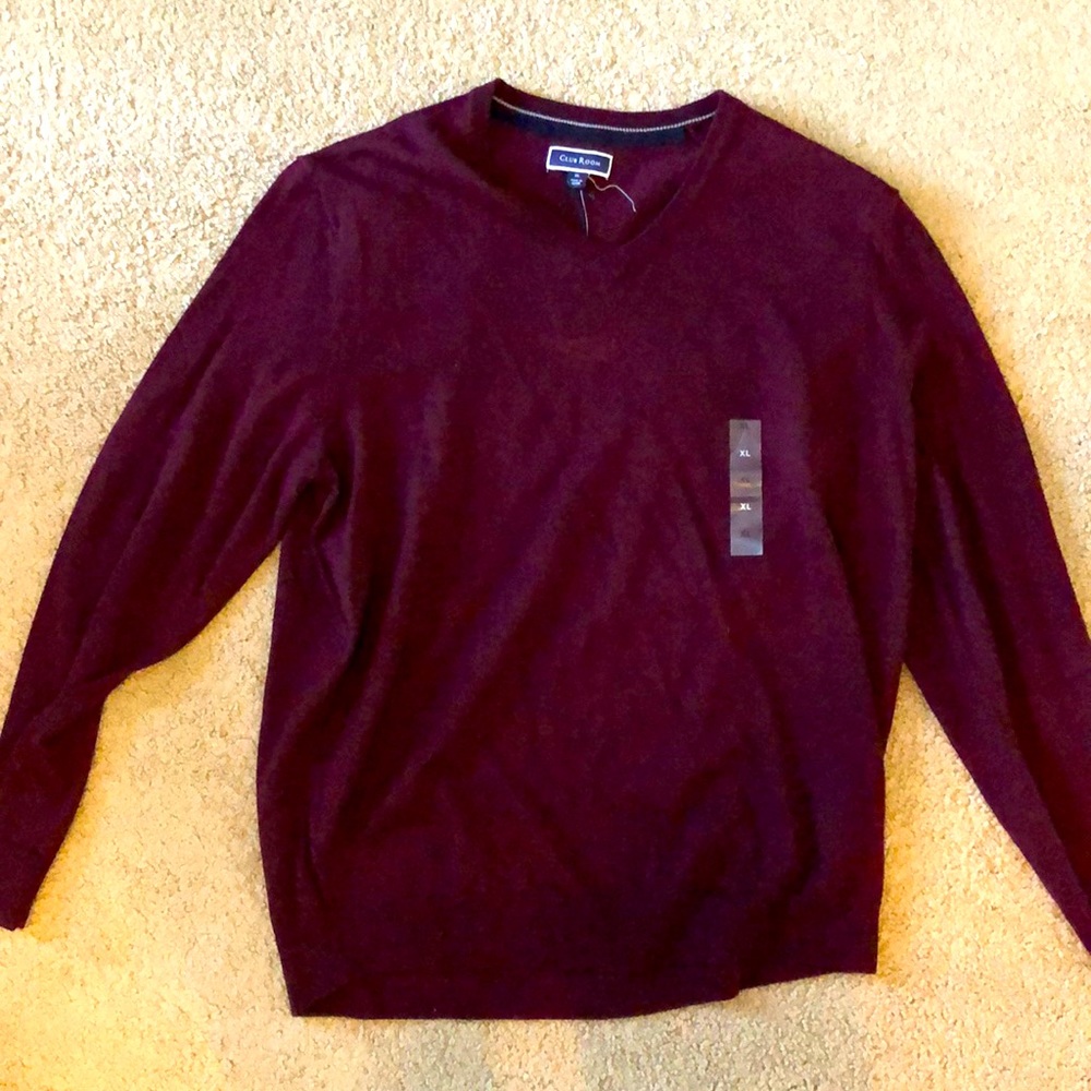 Club Room maroon XL pullover sweater. Never been worn.